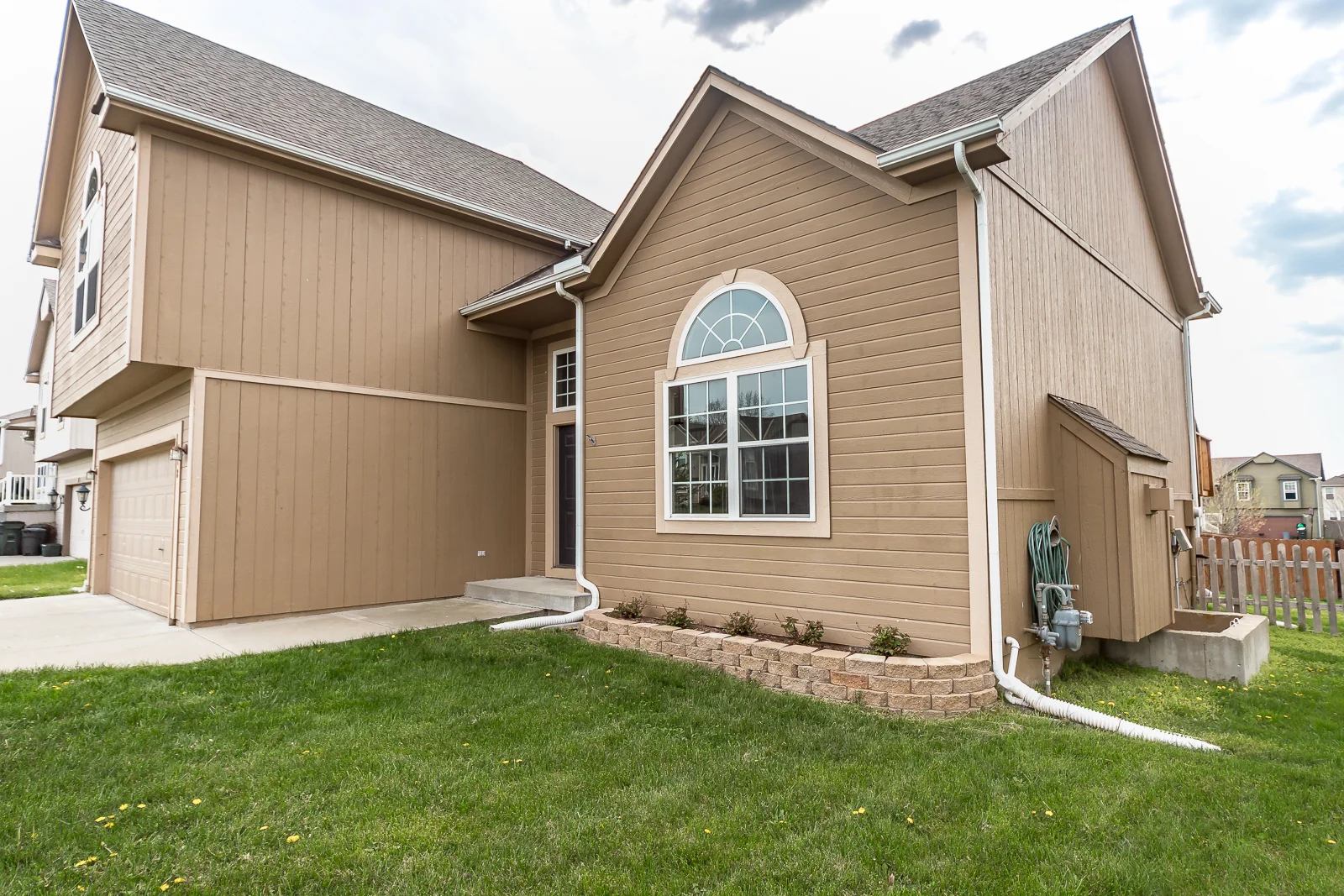 618 S Walnut - web-103.jpg