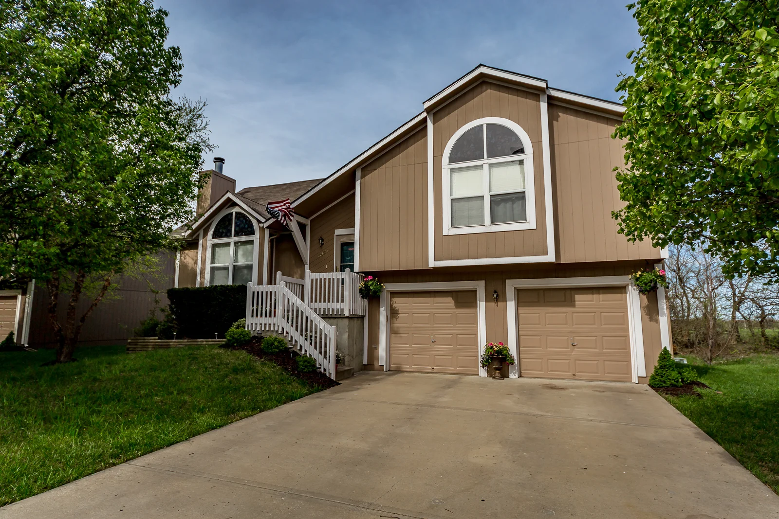 17450 Walter St - Web-101.jpg
