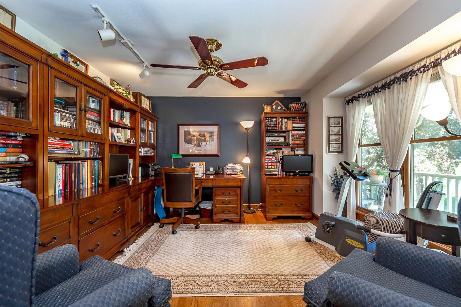 8906 Millstone Dr - Web-106.jpg
