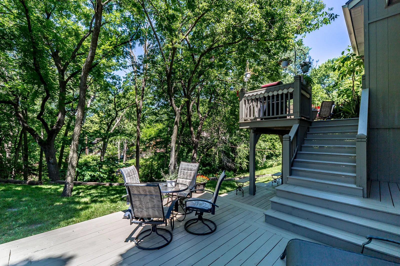 8906 Millstone Dr - Web-139.jpg