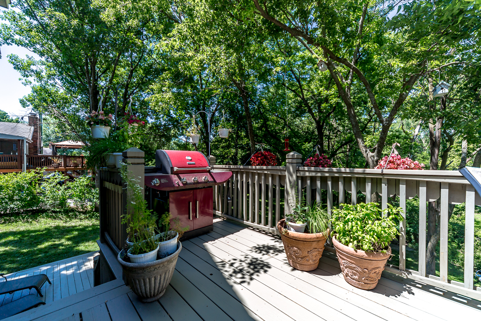 8906 Millstone Dr - Web-144.jpg