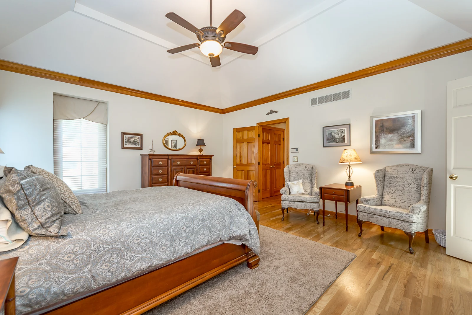 13017 Pawnee Ln - Web-131.jpg
