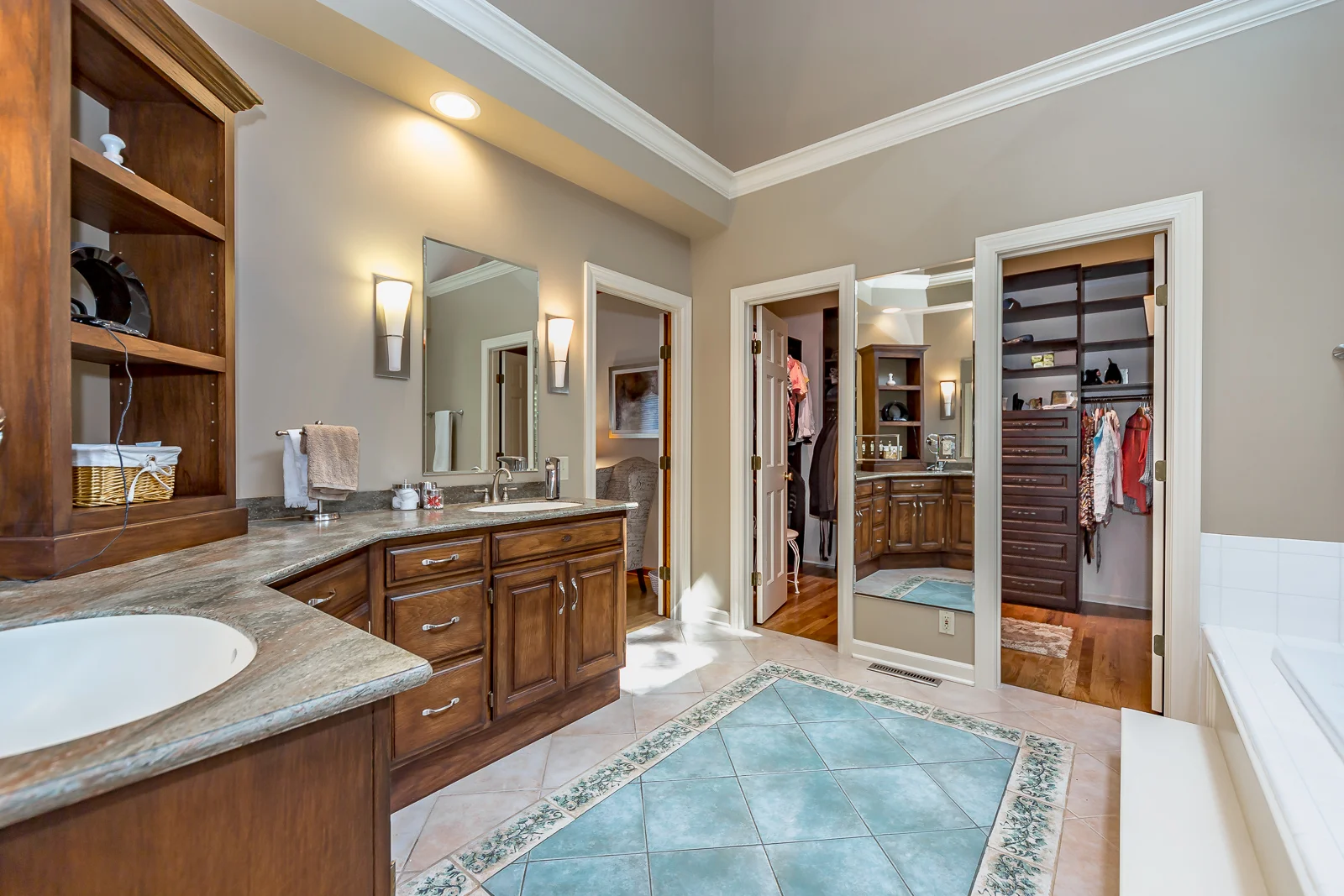 13017 Pawnee Ln - Web-135.jpg