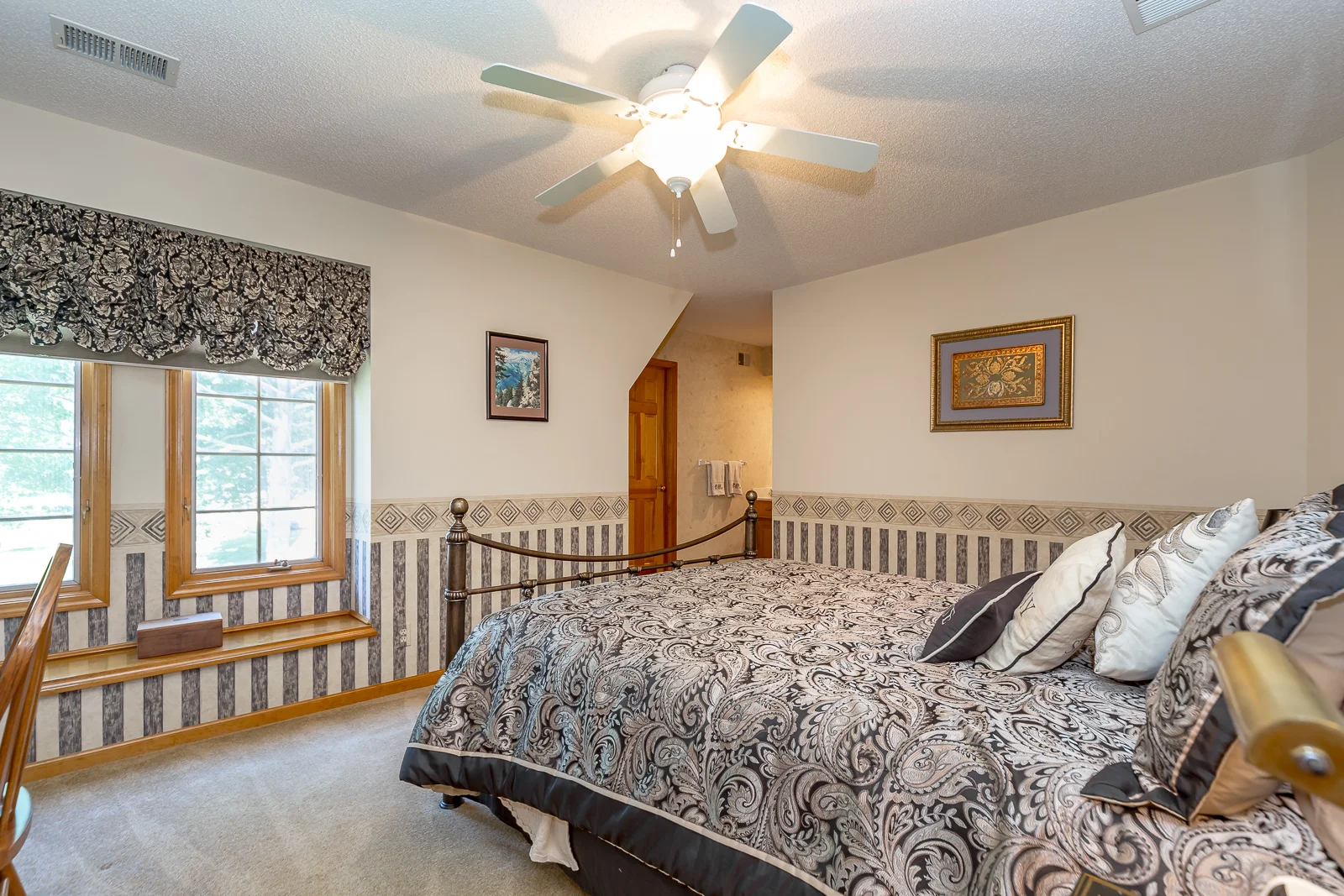 13017 Pawnee Ln - Web-144.jpg