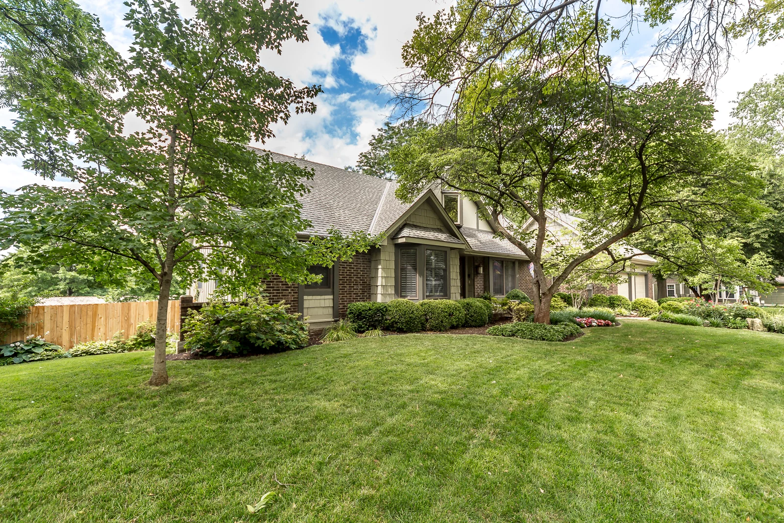12317 Pawnee Ct - Web-101.jpg