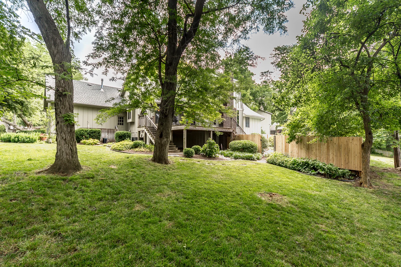 12317 Pawnee Ct - Web-152.jpg