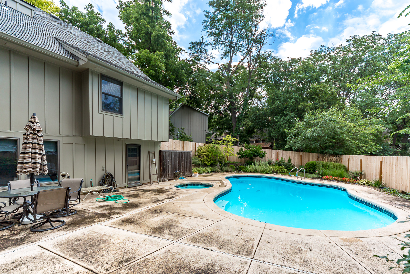12317 Pawnee Ct - Web-155.jpg
