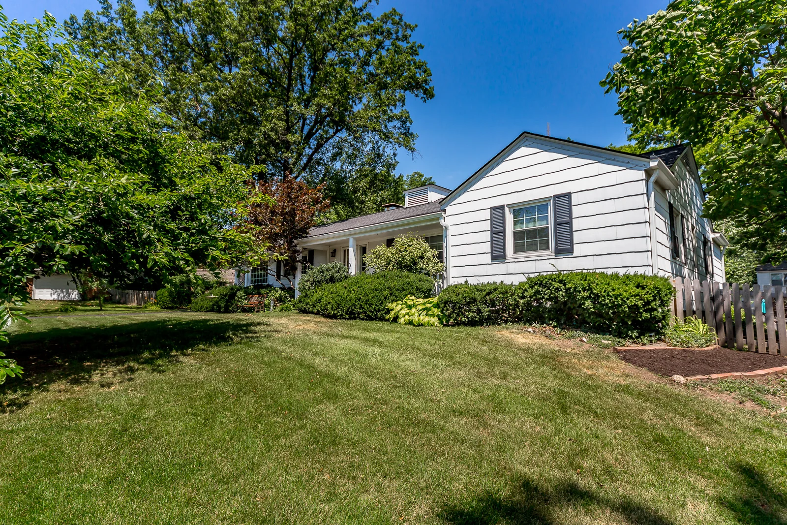 2312 W 51st Terr - Web-101.jpg