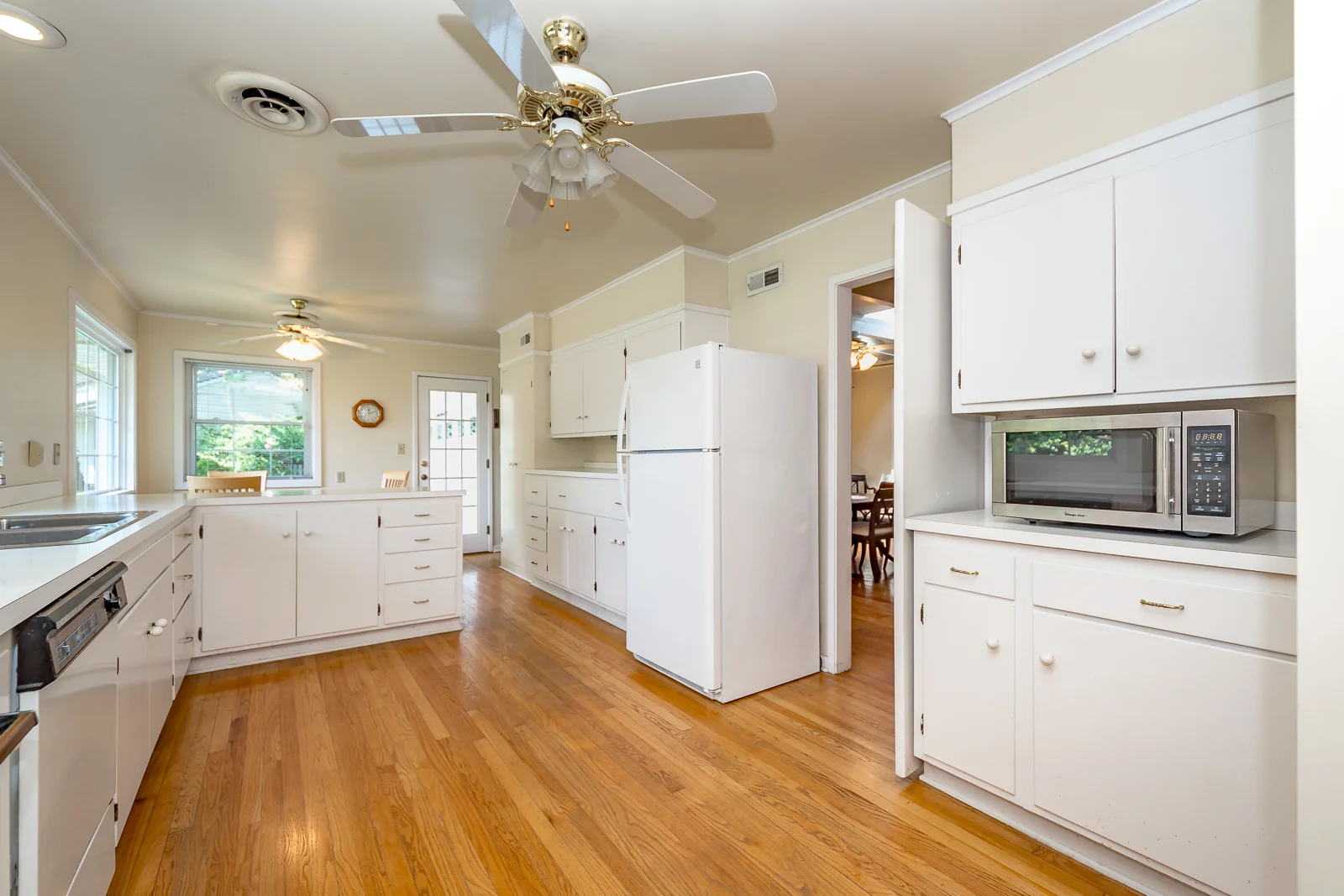 2312 W 51st Terr - Web-104.jpg