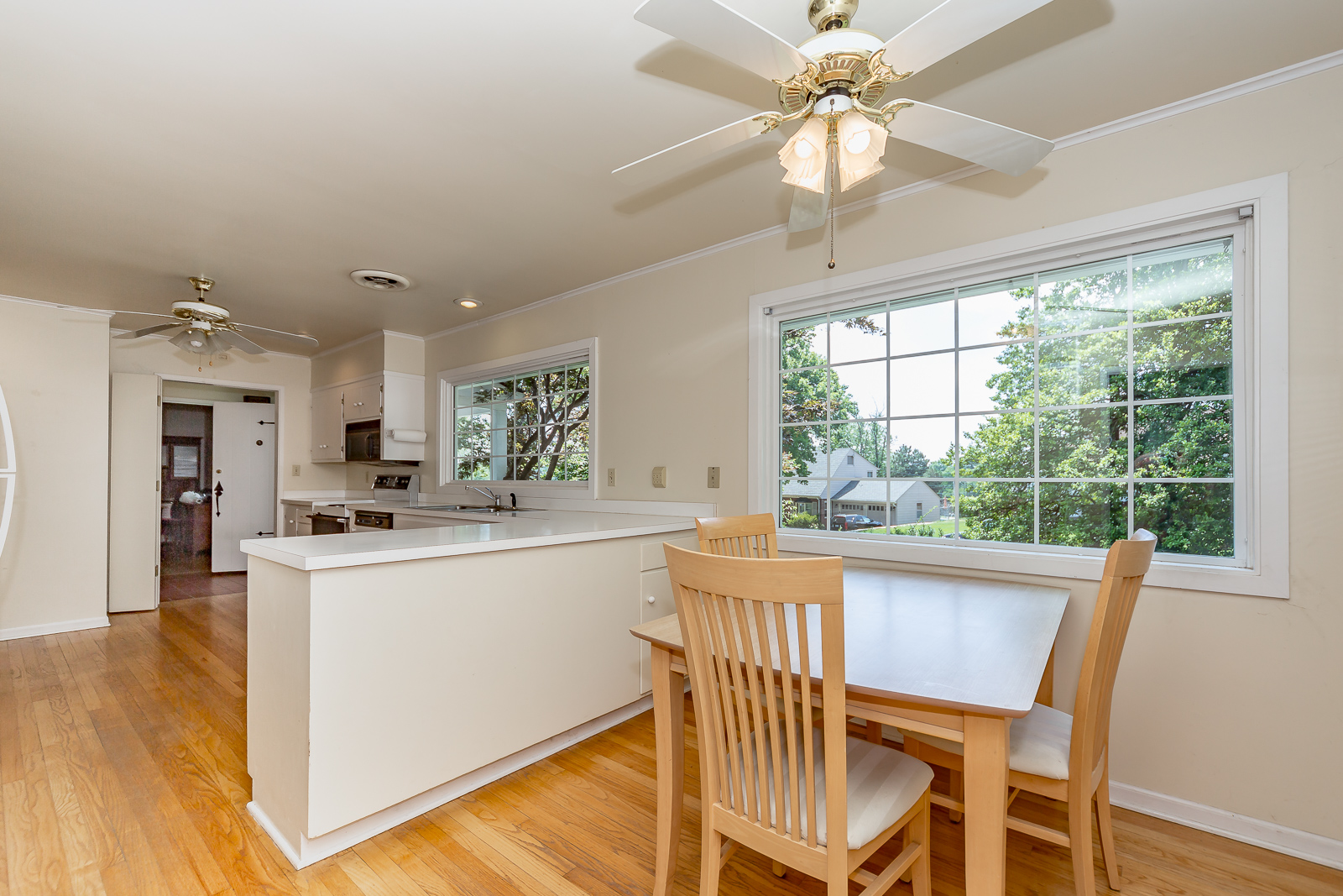 2312 W 51st Terr - Web-107.jpg