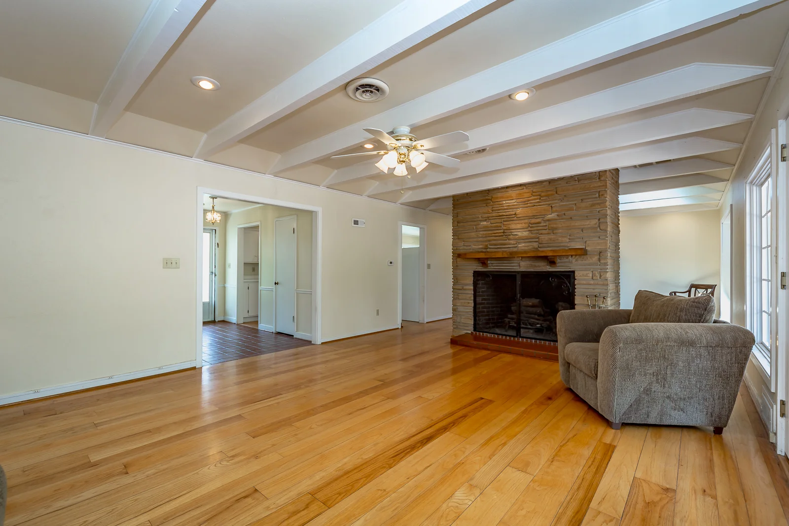 2312 W 51st Terr - Web-112.jpg