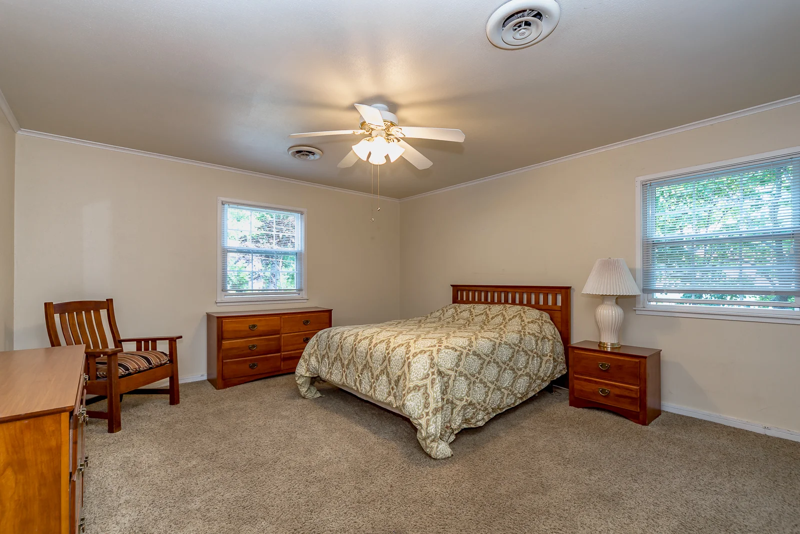 2312 W 51st Terr - Web-123.jpg