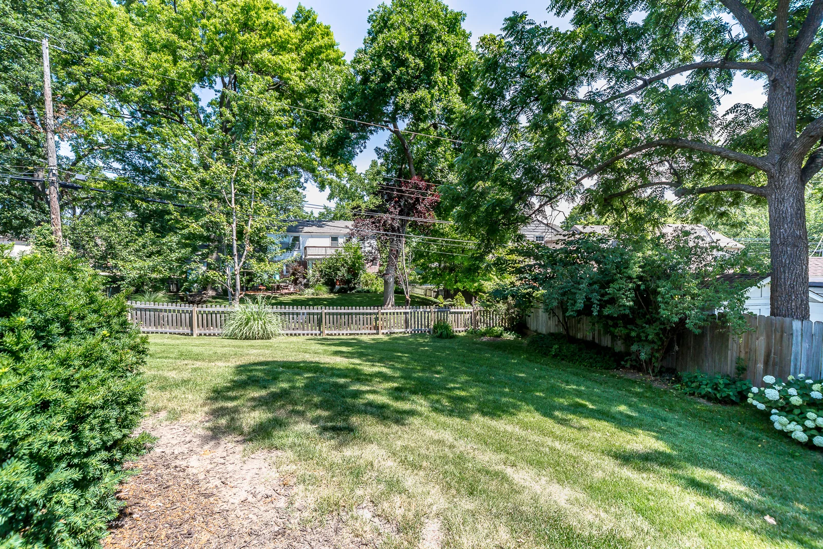 2312 W 51st Terr - Web-140.jpg