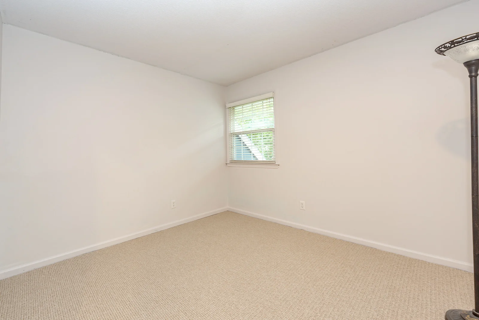 2209 W 120th Terr - Webb-117.jpg