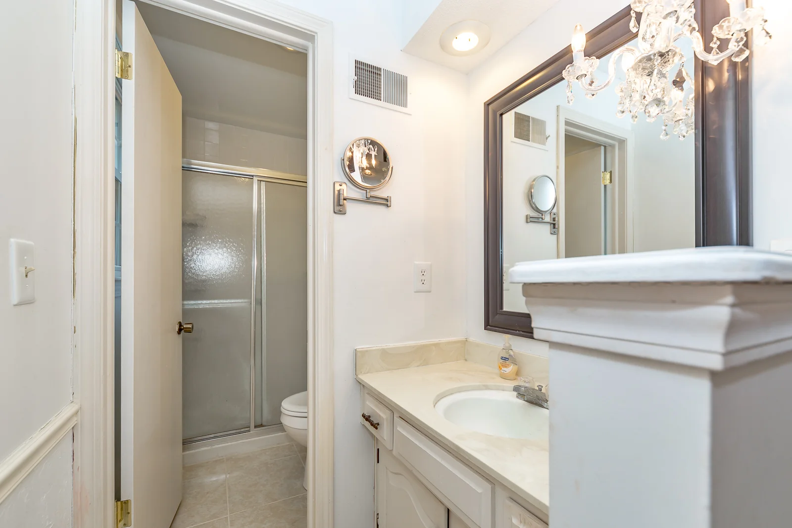 2209 W 120th Terr - Webb-126.jpg