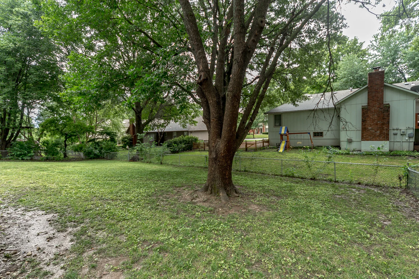 2209 W 120th Terr - Webb-132.jpg