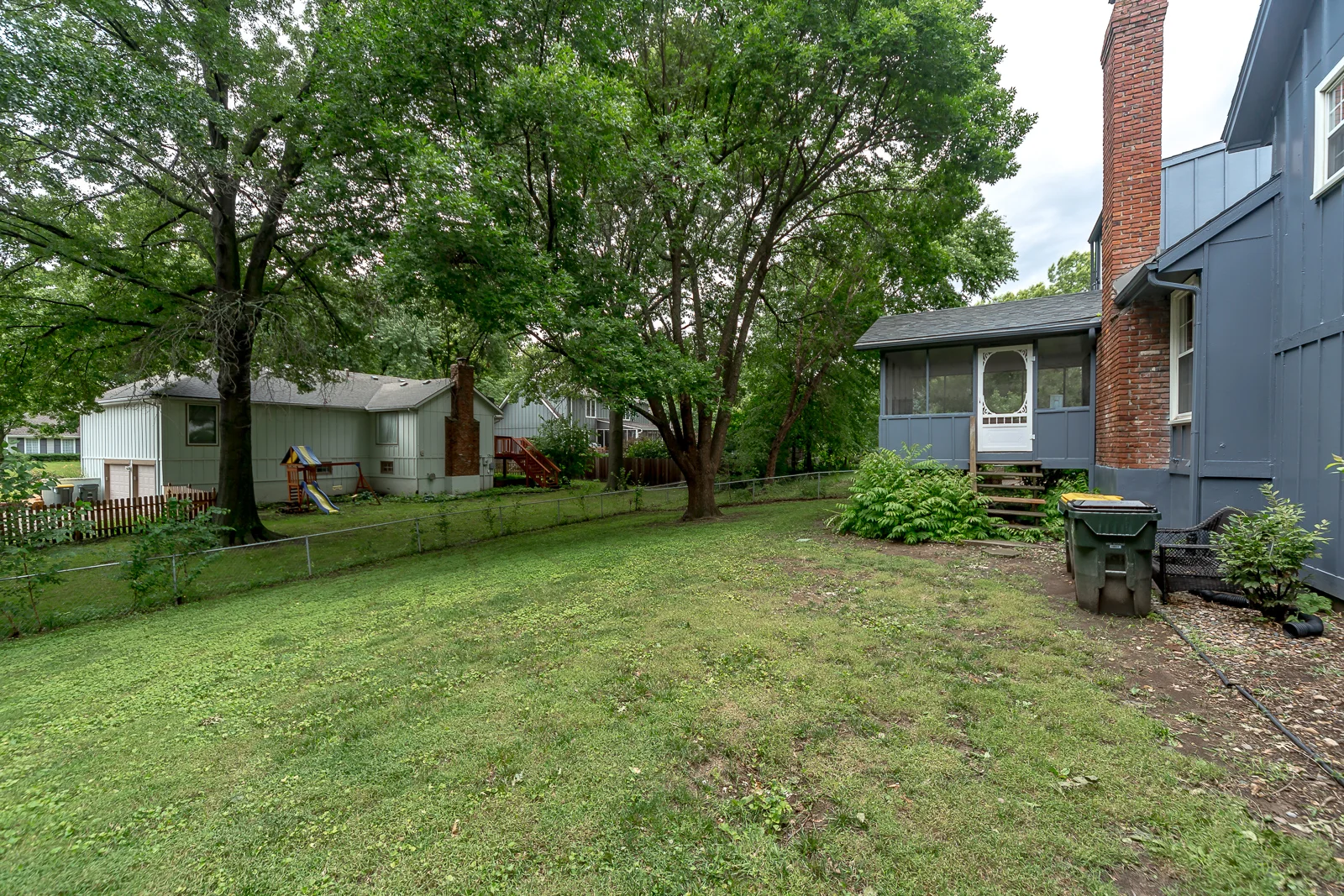 2209 W 120th Terr - Webb-133.jpg
