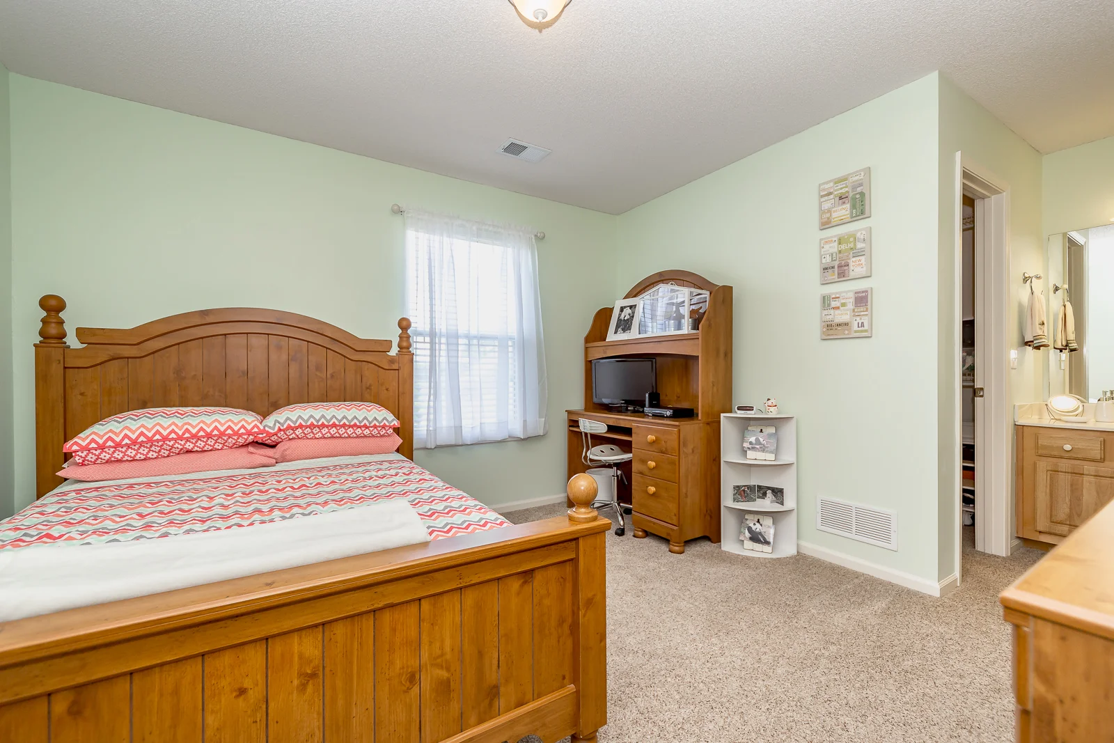 7328 McCoy St - Web-116.jpg
