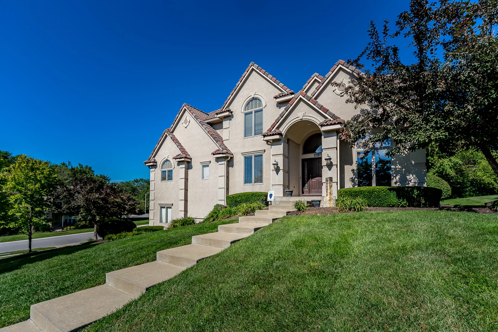 26205 W 110th Terr - Web-101.jpg