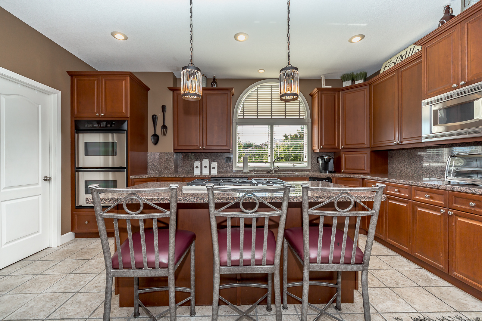 26205 W 110th Terr - Web-129.jpg