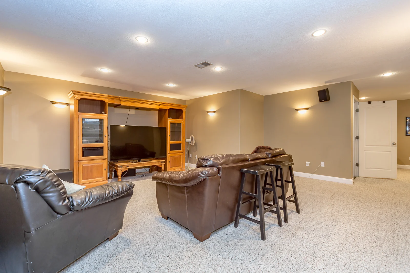 26205 W 110th Terr - Web-158.jpg