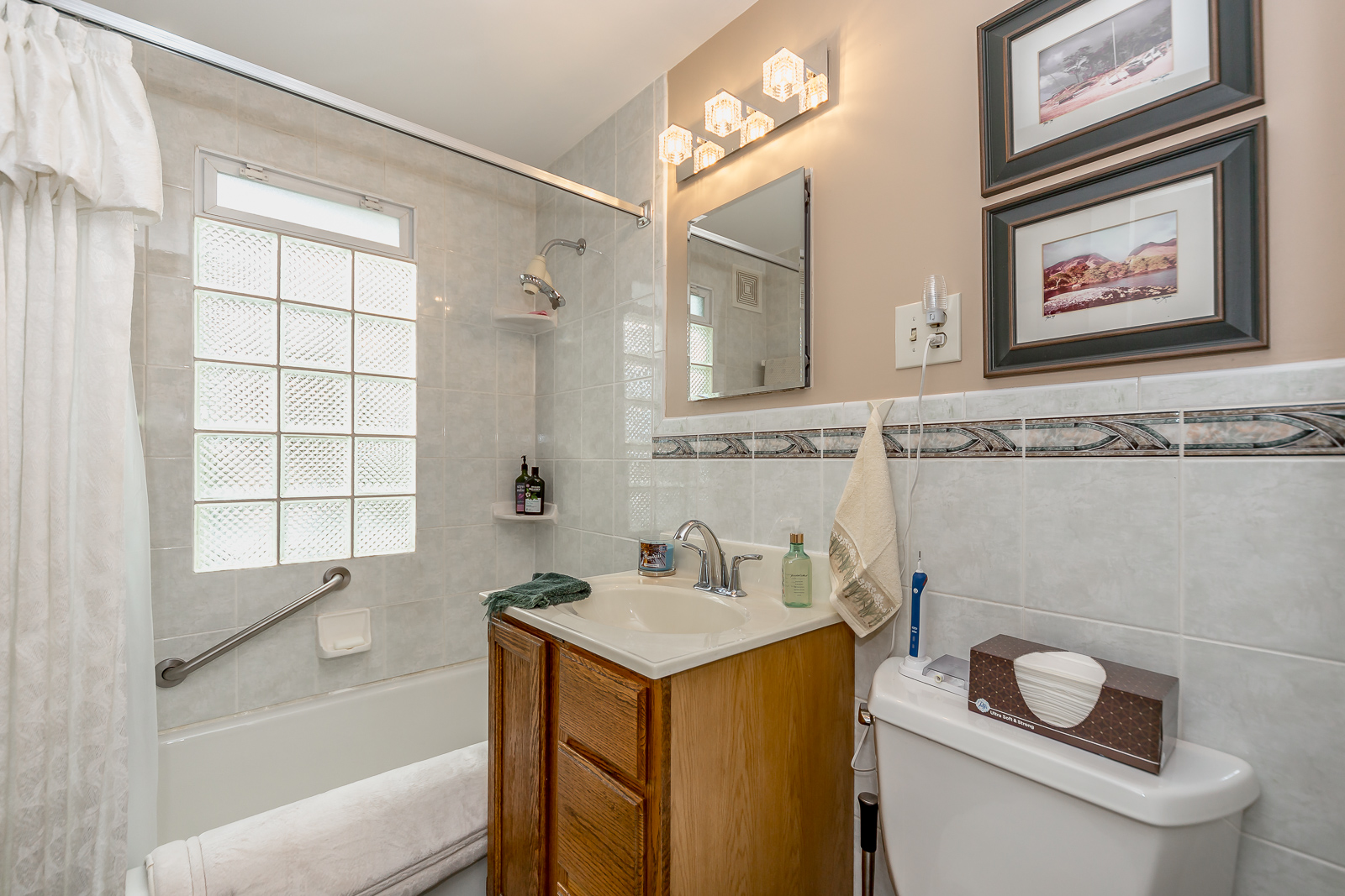 4200 W 74th St - Web-123.jpg
