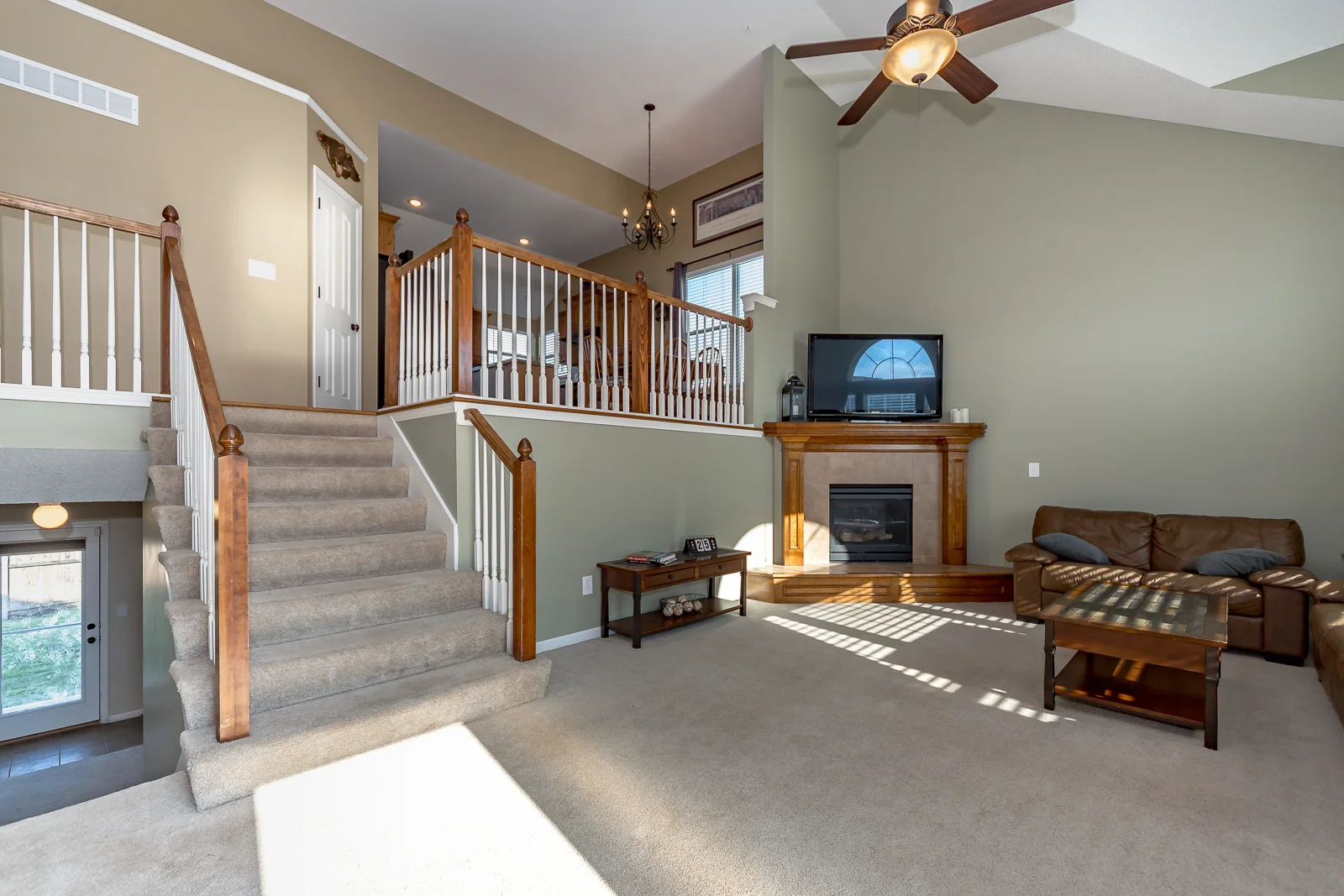 606 N Poplar St - Web-107.jpg