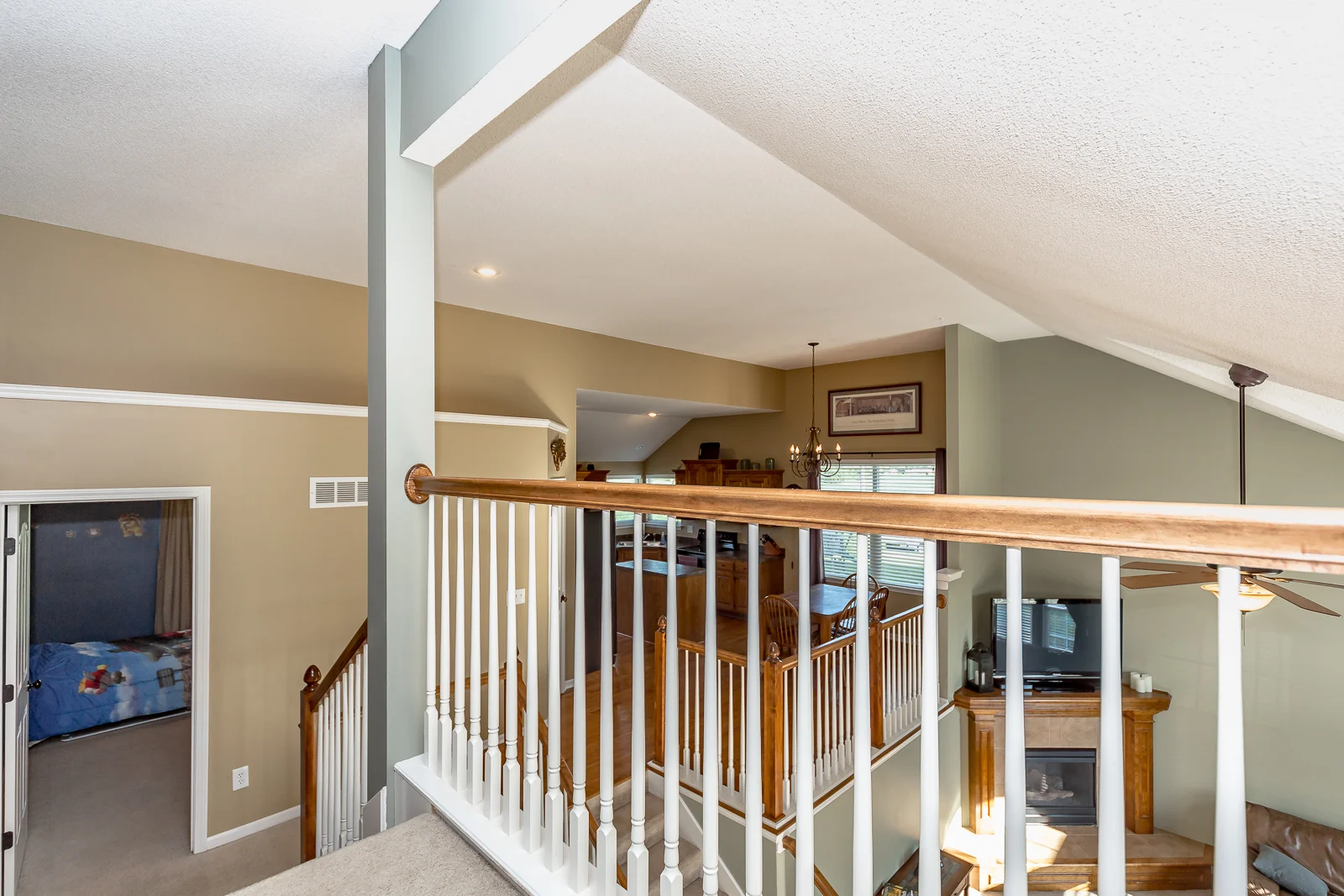 606 N Poplar St - Web-127.jpg