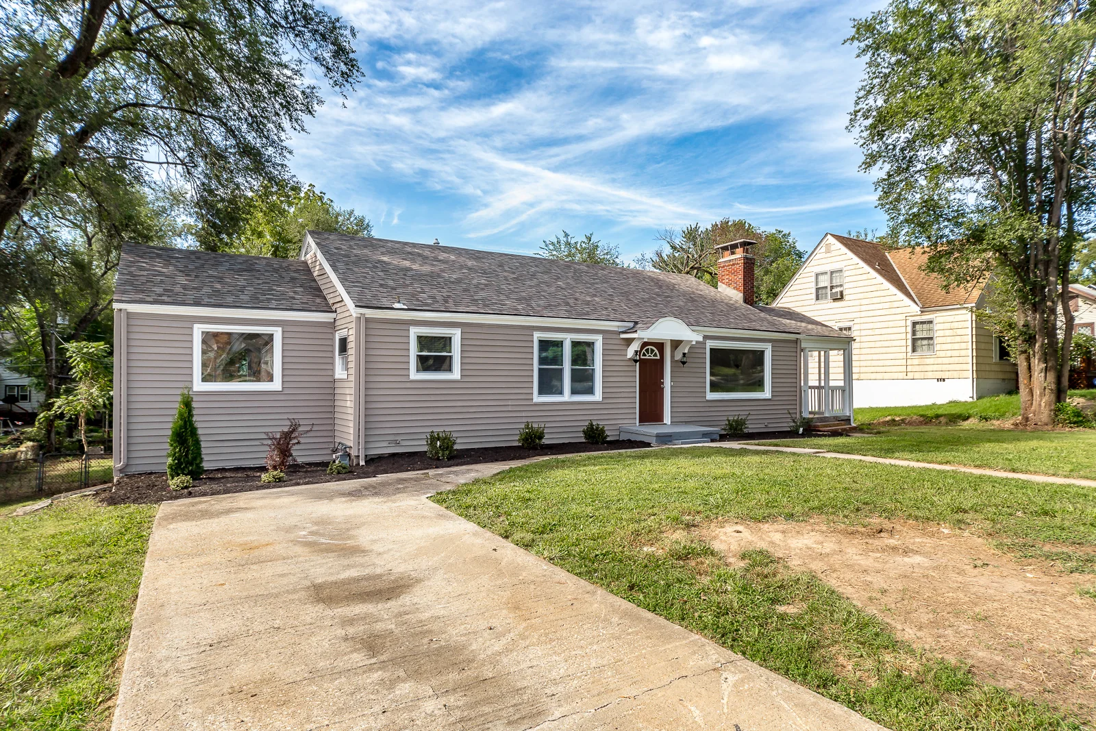 1245 E 76th St - Web-101.jpg