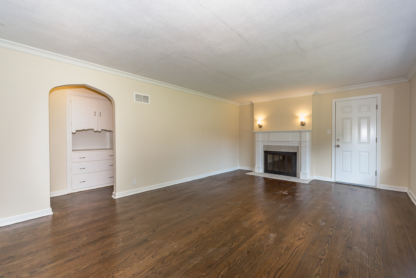 1245 E 76th St - Web-103.jpg