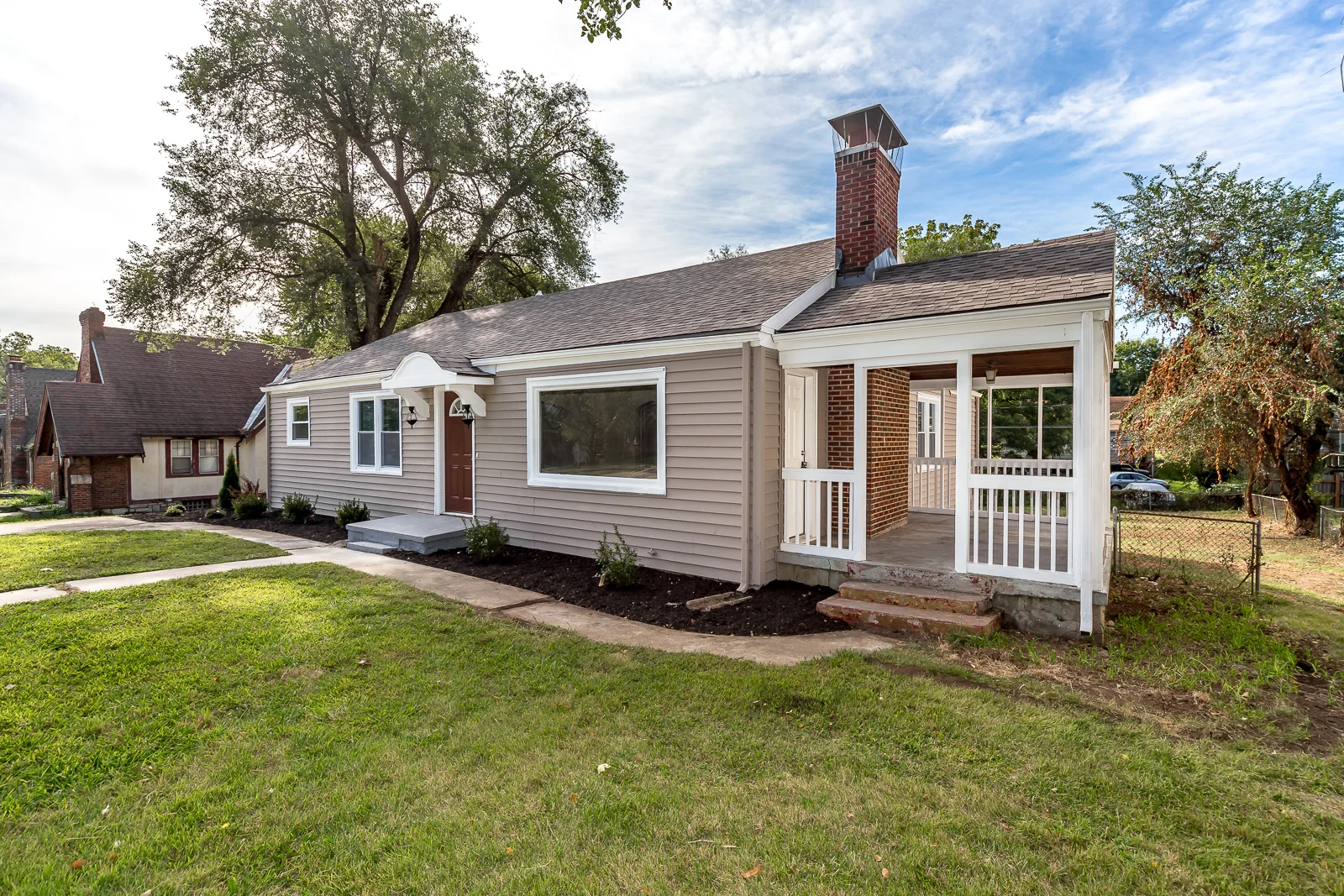 1245 E 76th St - Web-102.jpg