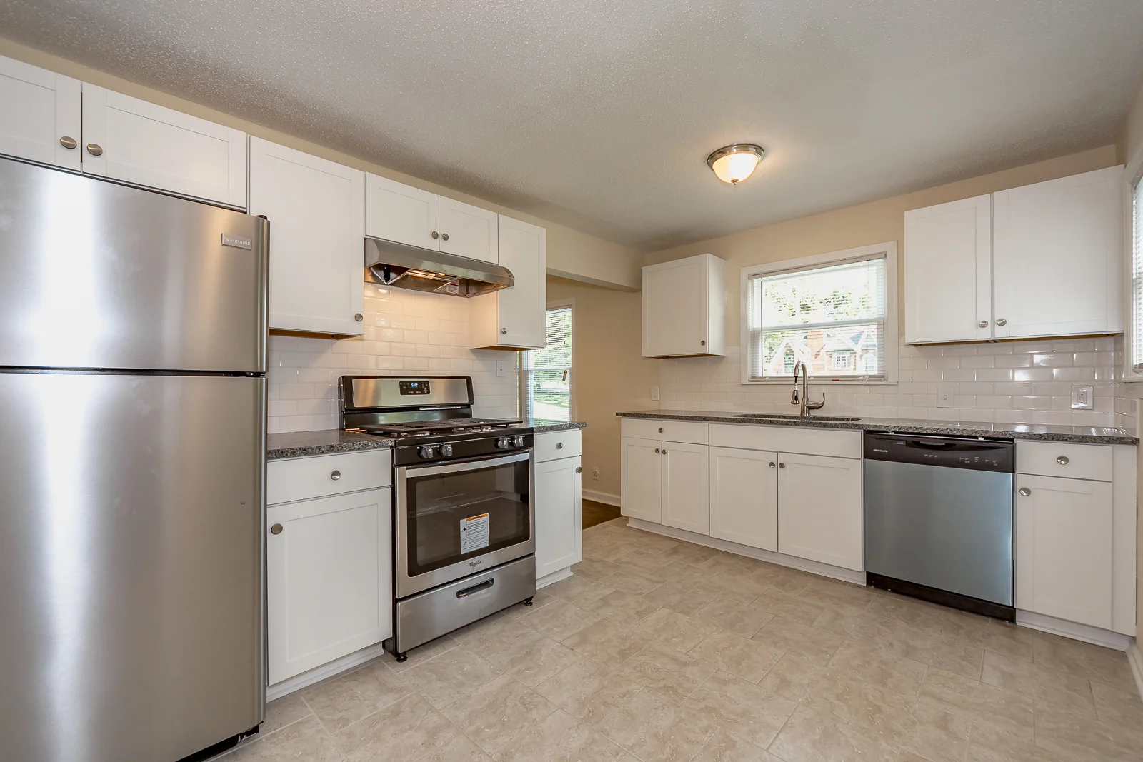 1245 E 76th St - Web-112.jpg