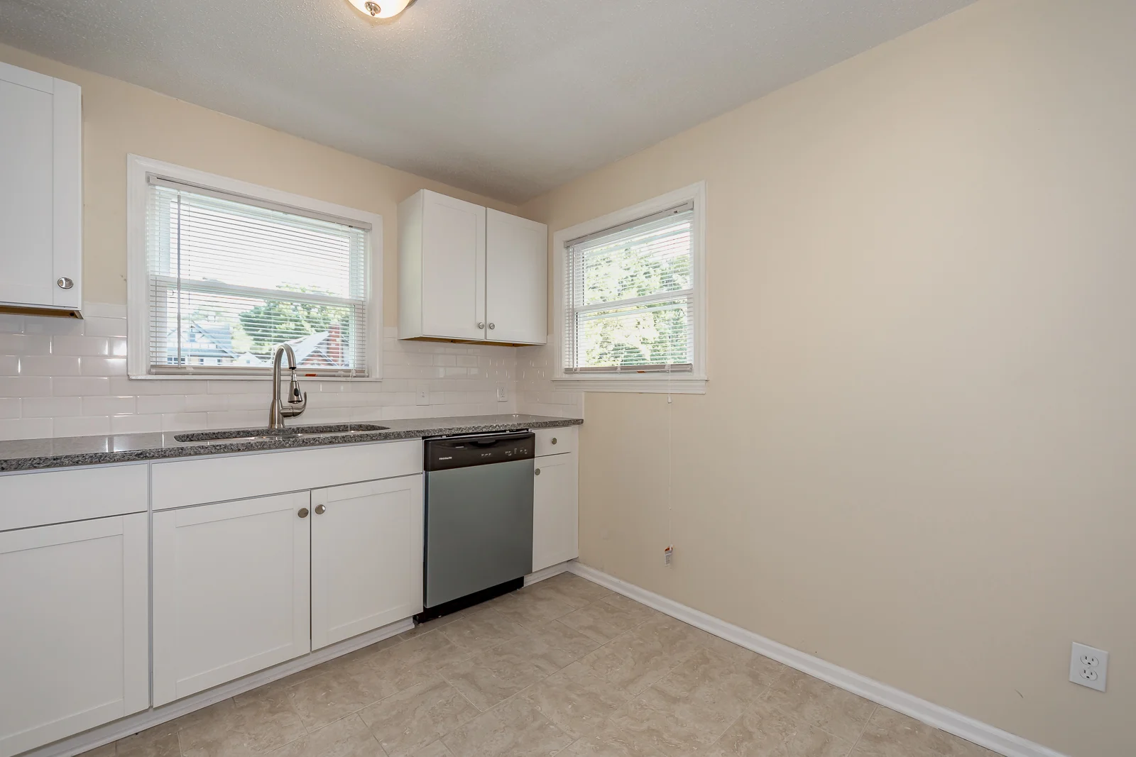1245 E 76th St - Web-115.jpg