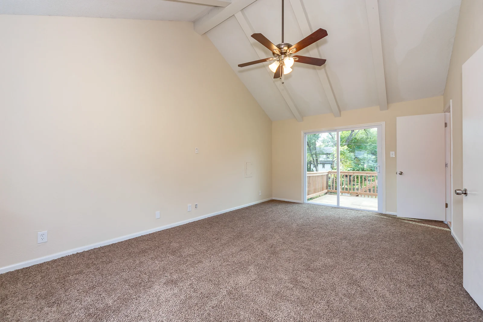 1245 E 76th St - Web-116.jpg