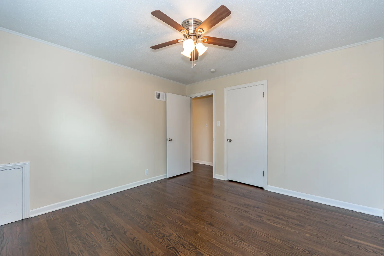 1245 E 76th St - Web-122.jpg