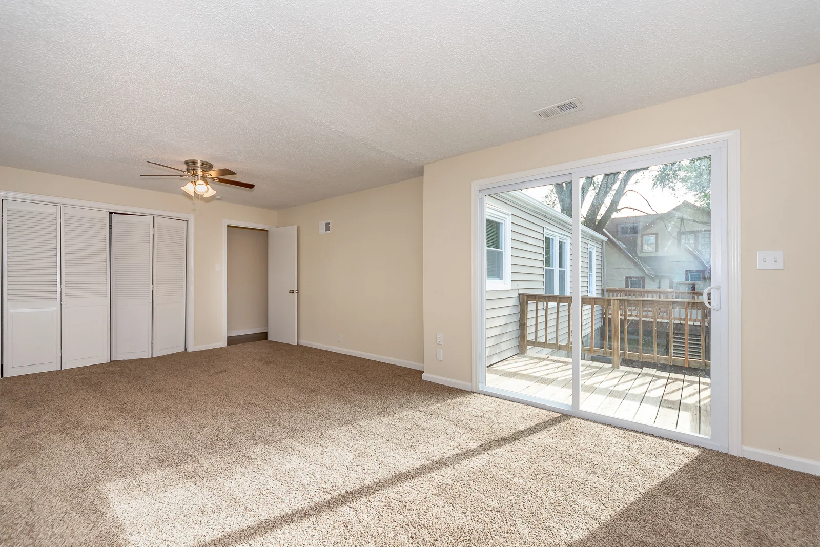 1245 E 76th St - Web-126.jpg