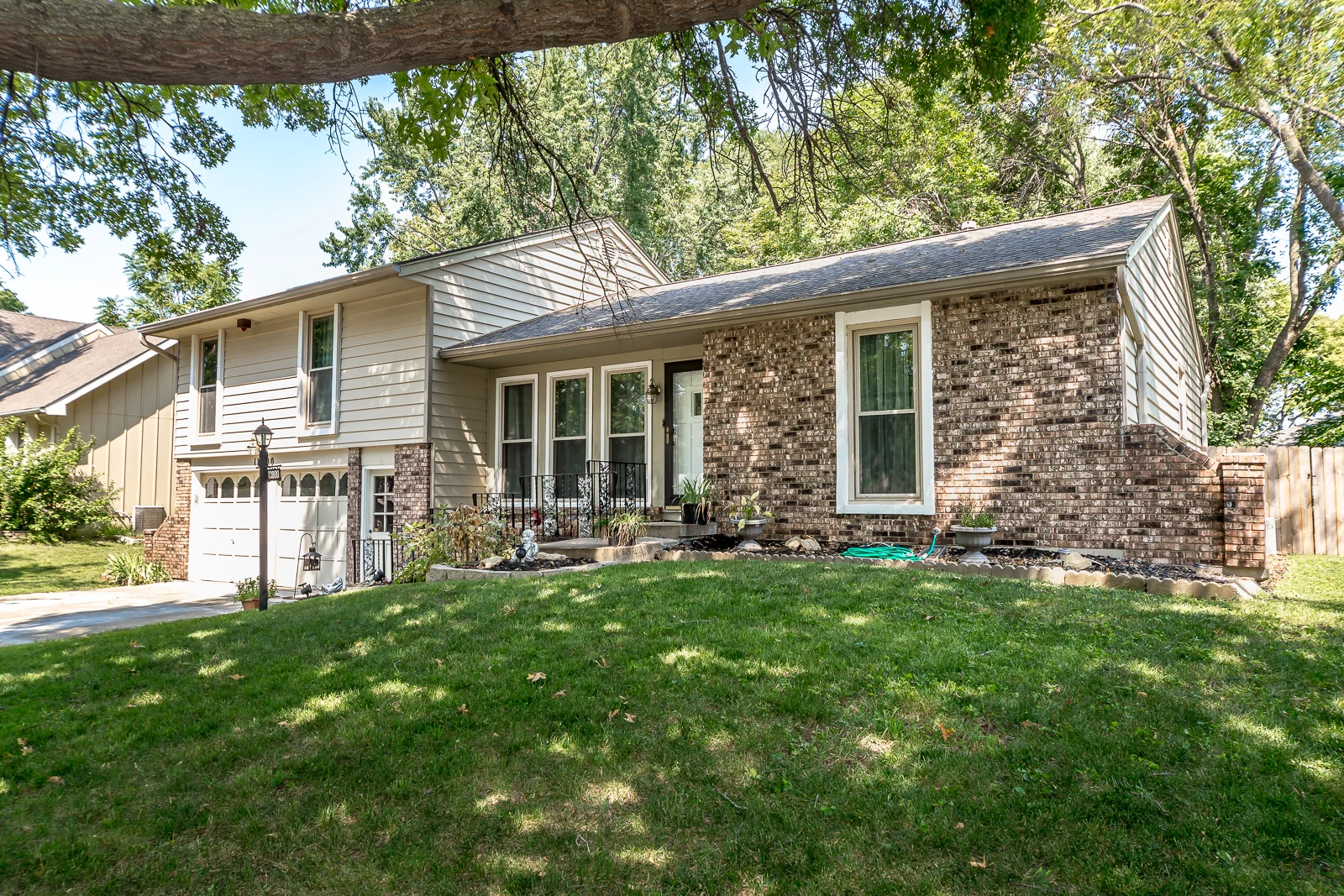 13800 W 69th Terr - Web-17.jpg