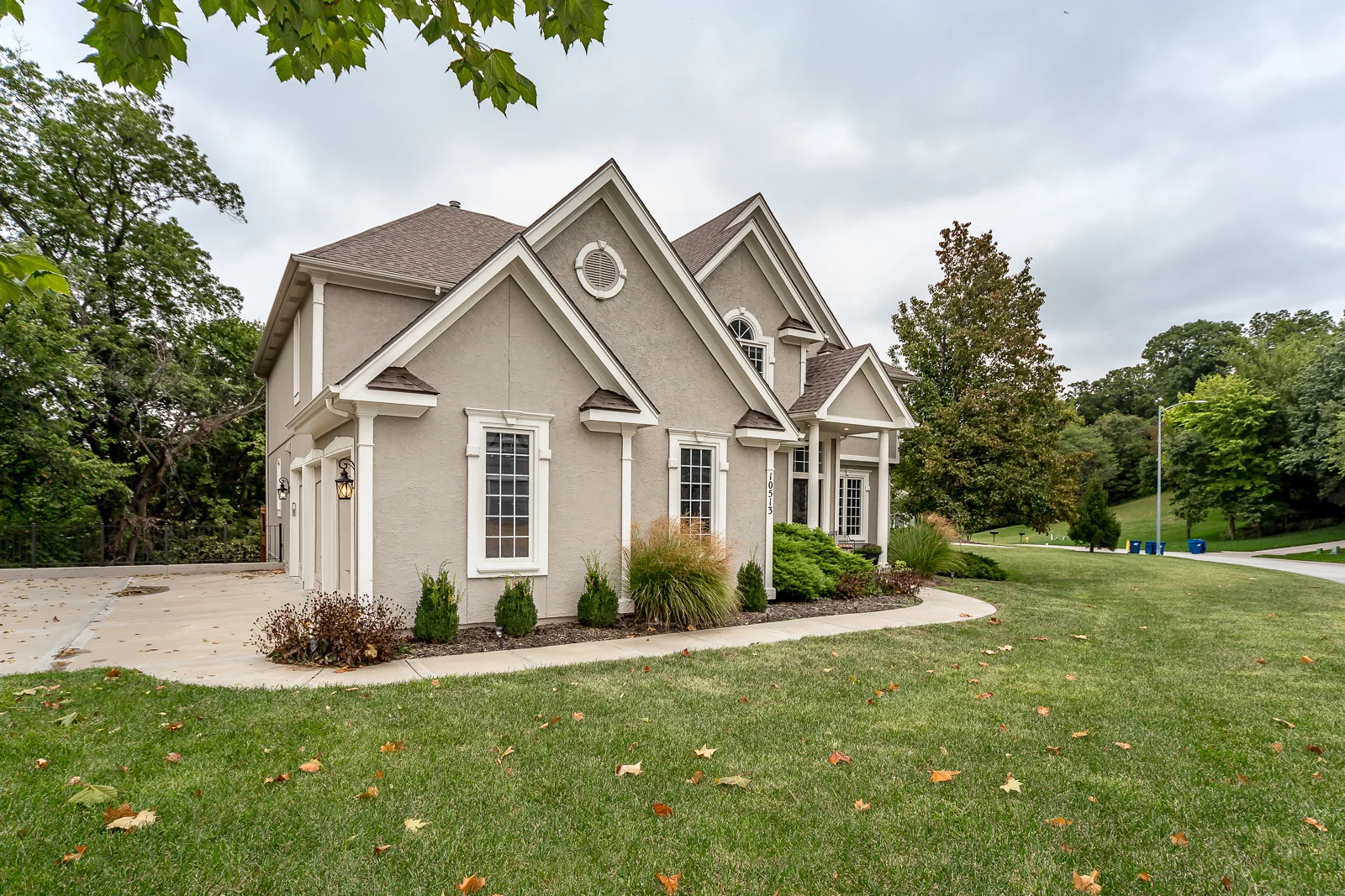 10513 NW River Hills Drive - Web-101.jpg