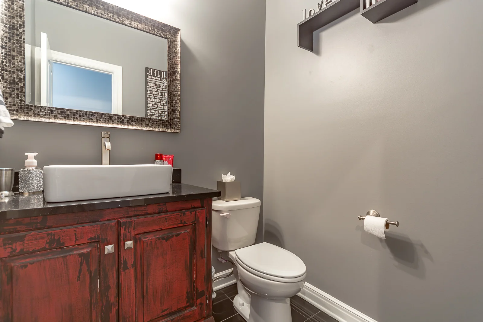 10513 NW River Hills Drive - Web-120.jpg