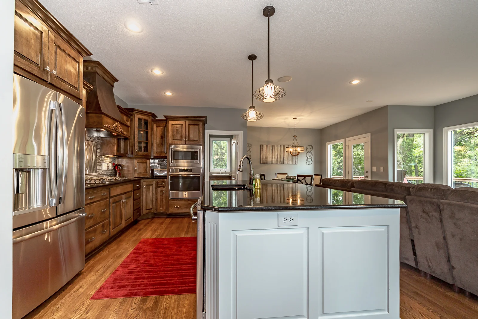 10513 NW River Hills Drive - Web-122.jpg