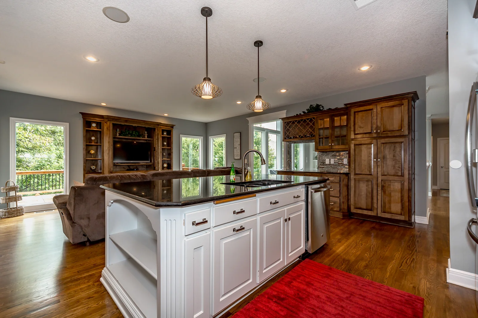 10513 NW River Hills Drive - Web-128.jpg