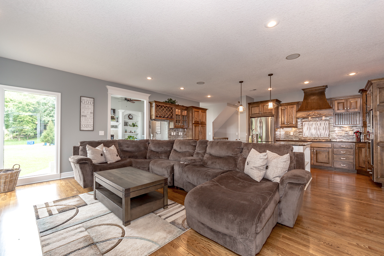 10513 NW River Hills Drive - Web-131.jpg