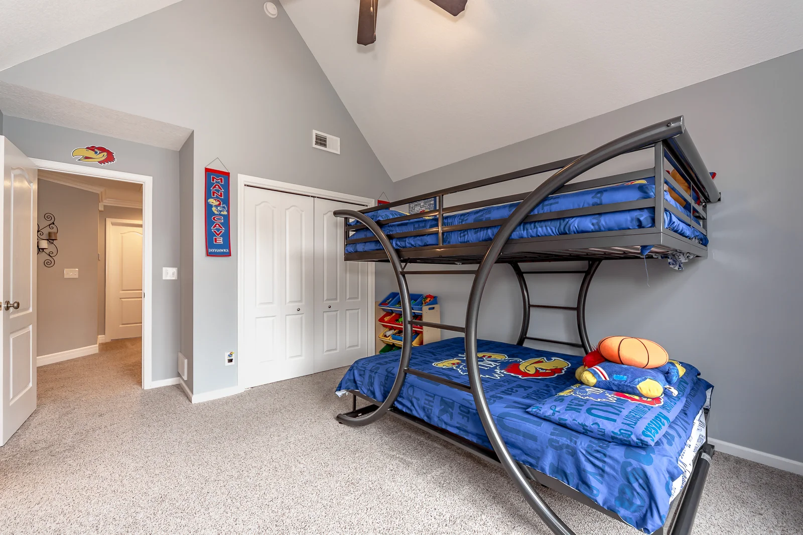 10513 NW River Hills Drive - Web-142.jpg