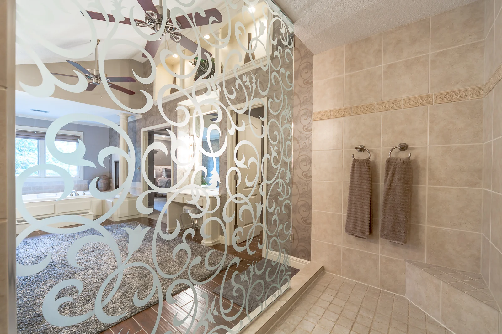 10513 NW River Hills Drive - Web-160.jpg
