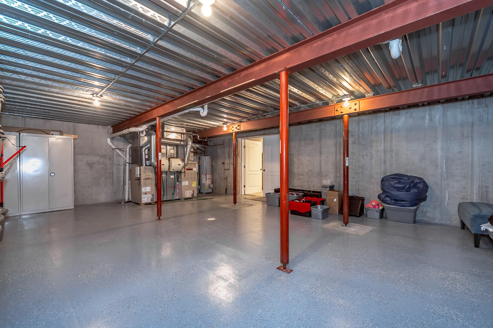10513 NW River Hills Drive - Web-183.jpg