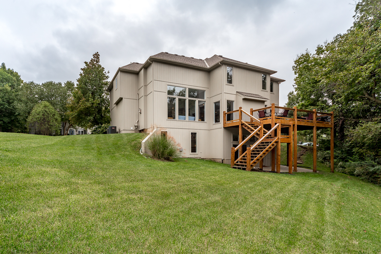 10513 NW River Hills Drive - Web-188.jpg
