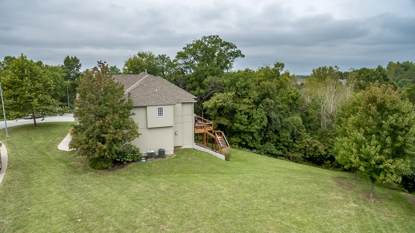 10513 NW River Hills Drive - Web-199.jpg