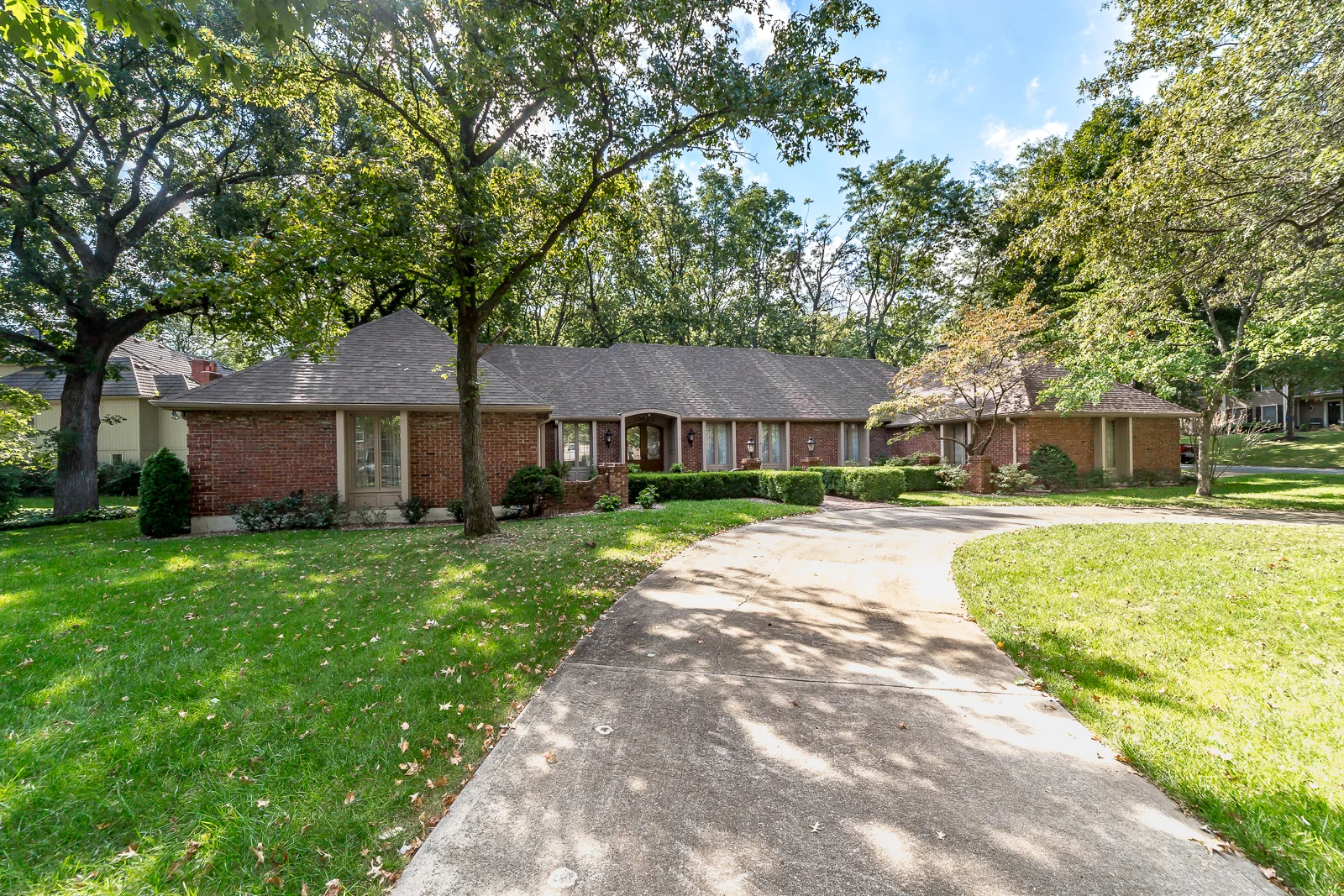 10605 W 121st ST - Web-102.jpg
