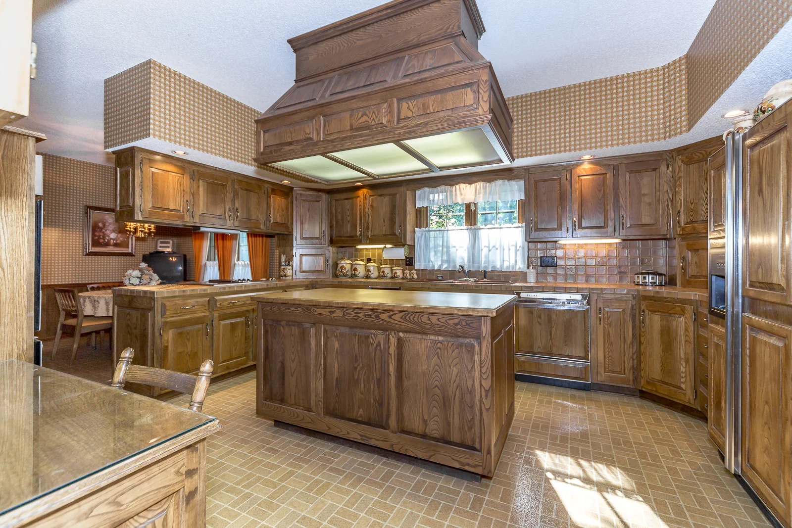 10605 W 121st ST - Web-119.jpg