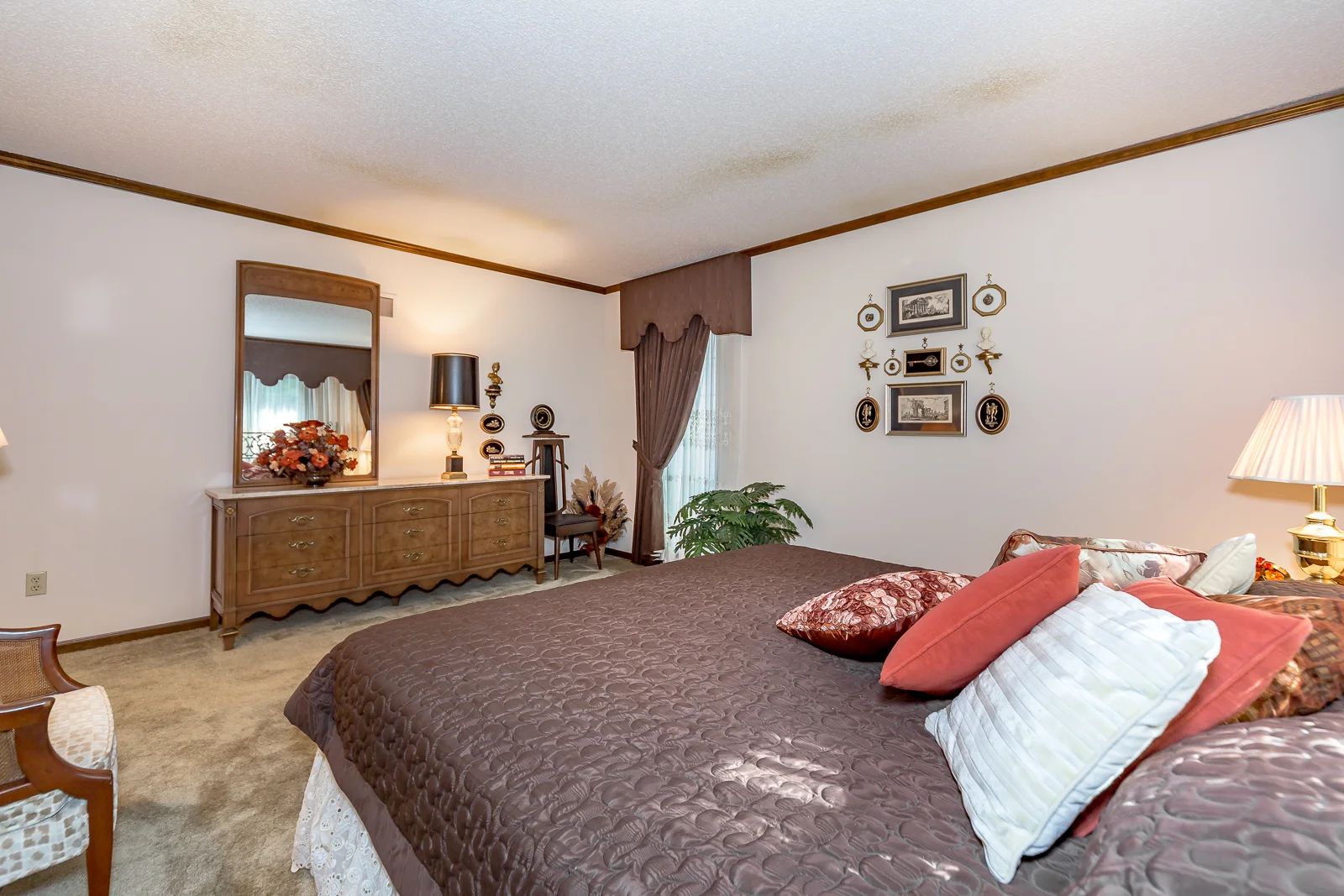 10605 W 121st ST - Web-135.jpg